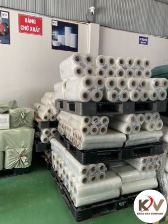 Màng Pe Titan 5M quấn Pallet- Bọc hàng- chống ẩm